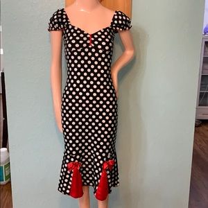 Darling, wiggle dress